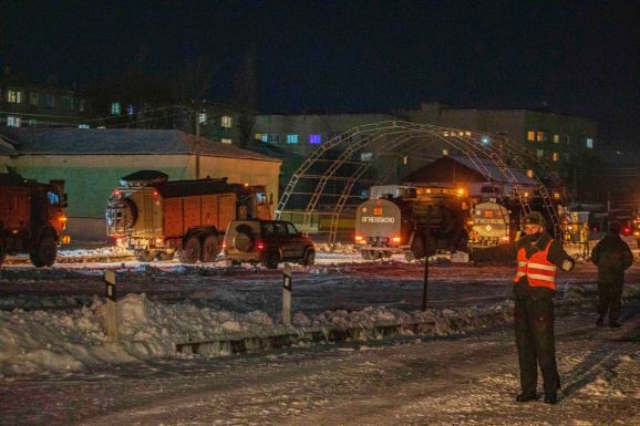 Orosz védelmi tárca: páncélosok indultak vissza a helyőrségükbe vasúton