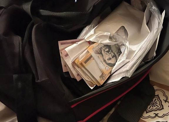 Hamis oltási igazolványokat kiadó háziorvos ügyében nyomoznak Szatmár megyében