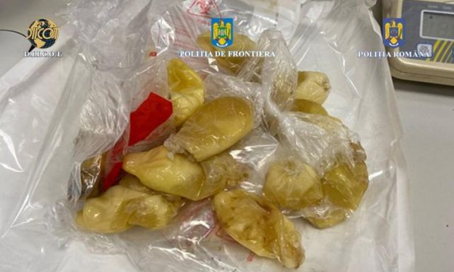 A gyomrában próbált kokaint becsempészni Romániába a brazil nő
