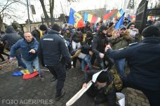 Vasárnapra tüntetést szervez az AUR