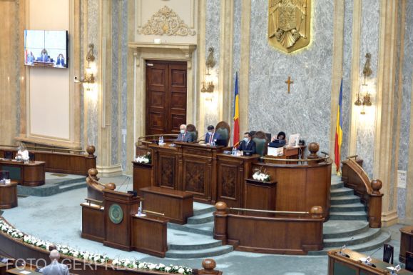 Módosításokkal elfogadta a szenátus jogi bizottsága a SIIJ felszámolásának törvénytervezetét
