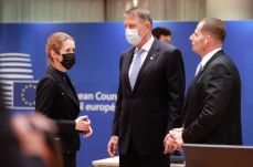 Iohannis: Románia folytatja a humanitárius segítségnyújtást Ukrajnának