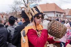 Szépvízen űzték el a telet a Hargita megyei farsangosok