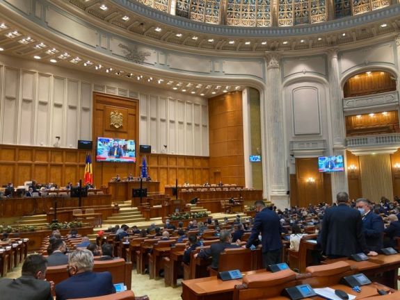 Elítélte a parlament az Ukrajna elleni orosz támadást