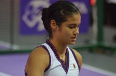 Női tenisz: Emma Raducanu kihagyja az Australian Open felvezetőjét