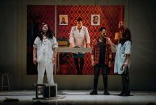 Száll a kakukk fészkére – bemutatóval indul az év a Tomcsa Sándor Színházban