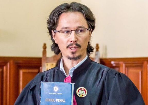 Fellebbezett a kizárt bíró: a bűnözőket is megilleti az ártatlanság vélelme