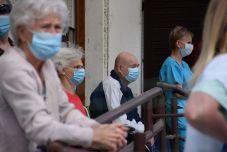 Ismét kötelező a maszk viselése: a Maros megyei prefektusi hivatal ismertette a részleteket