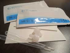 A tanügyminiszter arra kéri a szülőket, vásárolják meg gyermekeiknek a nyálteszteket