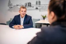 Mérsékelni az inflációt és az energiaárakat, begyűjteni az adókat