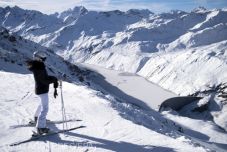 Franciaország ismét engedélyezi a beutazást a beoltott briteknek