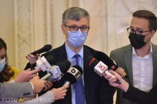 Ha az energiaügyi miniszter nem mond le, az USR egyszerű indítványt nyújt be ellene