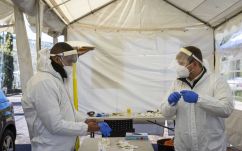 Izraelben napi kétszázezer is lehet az új fertőzöttek valódi száma