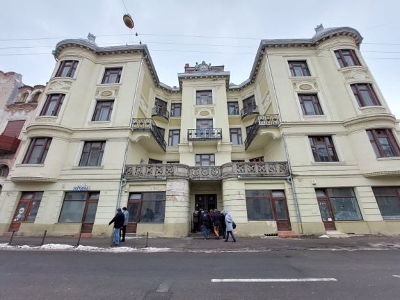 Kezdődik a nagyváradi Sonnenfeld-palota felújítása – magyar kulturális központ lesz az ikonikus épületből