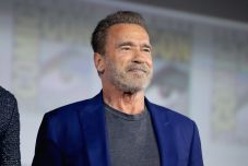 Súlyos autóbalesetet okozott Arnold Schwarzenegger