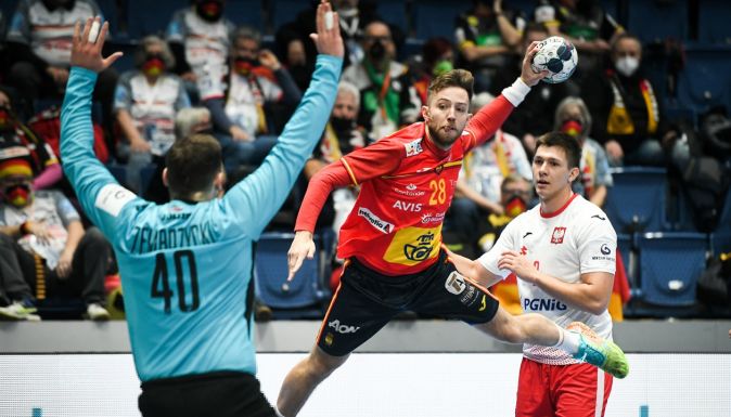 Férfi kézi Eb: elődöntőbe jutottak a címvédő spanyolok