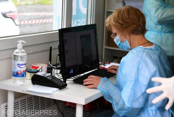 A szerdán elvégzett koronavírustesztek pozitivitási aránya 31,44 százalék
