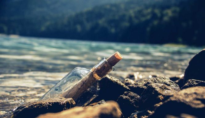 Norvégiában került elő egy 25 éve Skóciában tengerbe dobott palackposta