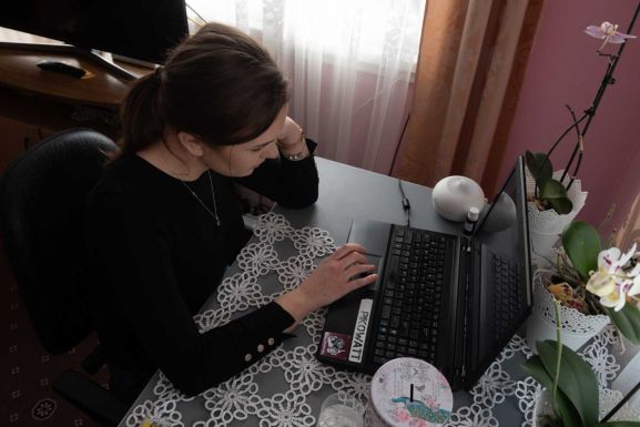 Összesen 2882 osztályban nem volt jelenléti oktatás