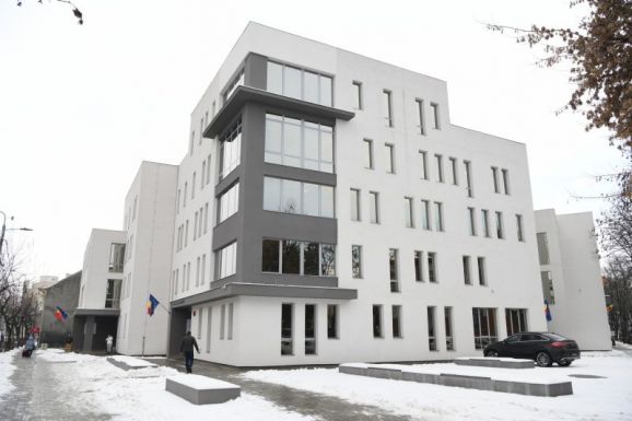 Székházavató Szatmáron – egy fedél alá került a prefektúra és az alárendeltségébe tartozó intézmények