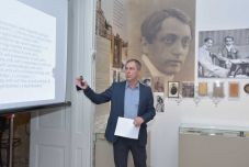 Boka László irodalomtörténész nyitotta az Ady Endre Emlékmúzeum eseménysorozatát