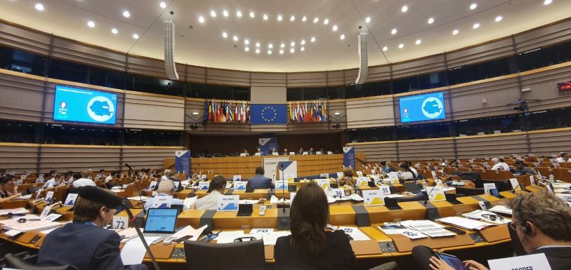 Átvette Csehország az Európai Unió Tanácsának soros elnökségét Franciaországtól