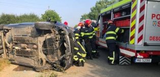 Felborult autójával és életét veszítette egy 73 éves férfi