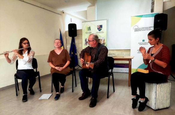 Versátköltő versennyel bátorítja az olvasást és a kreativitást a csíkszeredai könyvtár