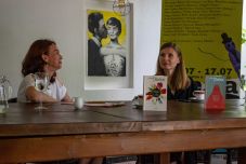 Tatiana Țîbuleac a besztercei költészeti fesztiválon: az orosz nyelvet el kell választani a hatalomtól