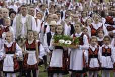 Online is élőben követhettük az Ezer Székely Leány Napján