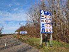 Bevándorlók két csoportja támadt egymásra fegyverekkel a magyar határ közelében