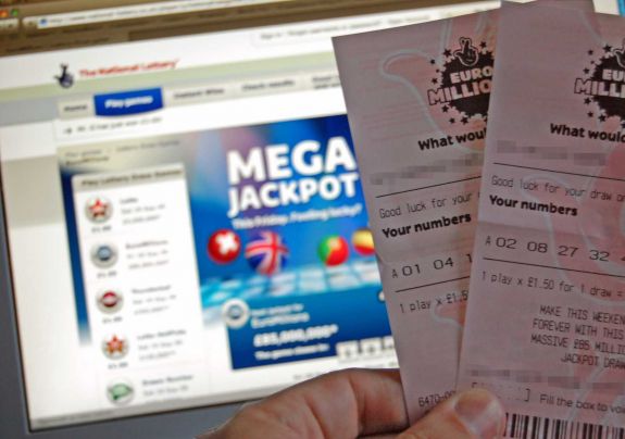 Rekordösszeget nyert az EuroMillions lottón egy brit lottószelvény tulajdonosa