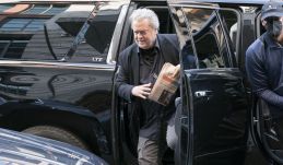 Az esküdtszék bűnösnek találta Donald Trump korábbi főtanácsadóját