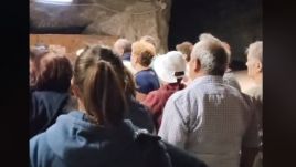 Több száz turistát kellett kimenekíteni a parajdi sóbányából