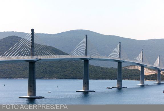Megnyitották a horvát-bosnyák vitát kiváltó Pelješac hidat