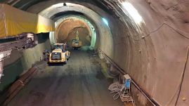 Százmillió eurókat bukhat Románia a Segesvár-Brassó vasútvonal modernizálásán