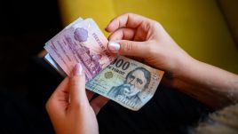 Tizennégy millió forintot csalt ki „pácienseitől” egy magyar kuruzsló