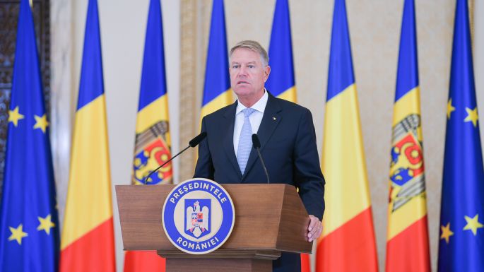 Klaus Iohannis élesen bírálta Orbán Viktor beszédét és az RMDSZ-től magyarázatot vár