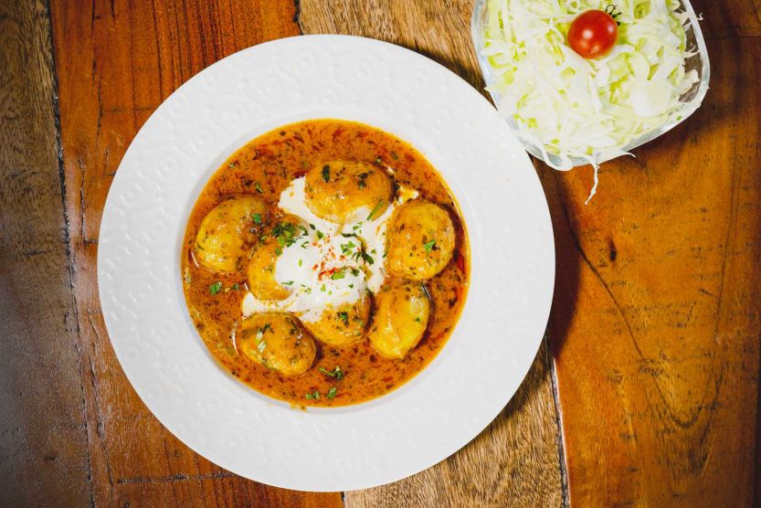 Erdély ízei: tejfölös újkrumpli-paprikás