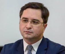 Megszüntették Lugos polgármesterének mandátumát, mert egy időre Németországba költözött 