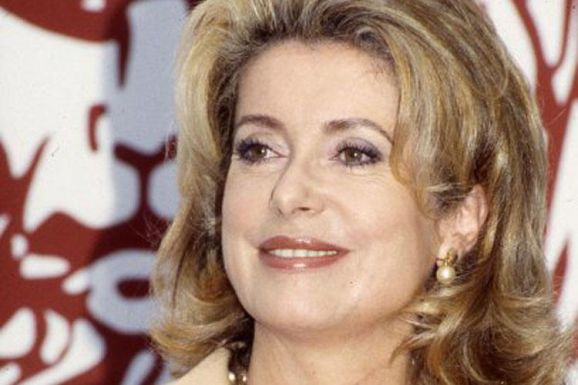 Catherine Deneuve Arany Oroszlán-életműdíjat kap a Velencei Filmfesztiválon