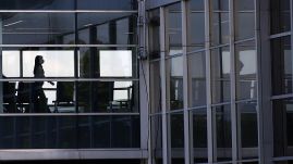 Azonosították a szerbiai bombafenyegetések feladóinak egy részét