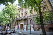 Újraavatták a magyar állam támogatásával visszavásárolt temesvári Magyar Házat