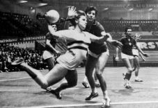 Elhunyt Csenki Györgyné világbajnok kézilabdázó