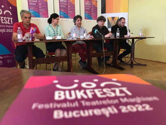 Merész vállalkozás a folytatás reményével: elkezdődött a bukaresti magyar színházi fesztivál