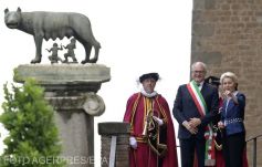 Ursula von der Leyen erkölcsi kötelességnek nevezte Ukrajna újjáépítését