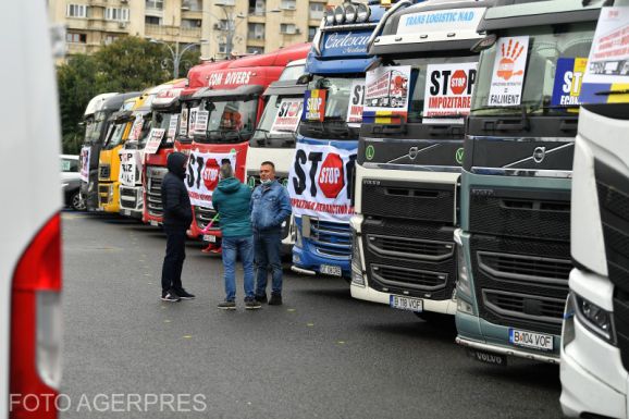 Üzemanyagárstopot követelnek a közúti fuvarozók