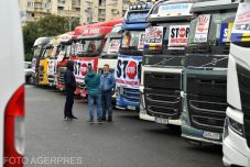 Üzemanyagárstopot követelnek a közúti fuvarozók