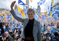 Elindította az újabb függetlenségi népszavazás kampányát a skót miniszterelnök