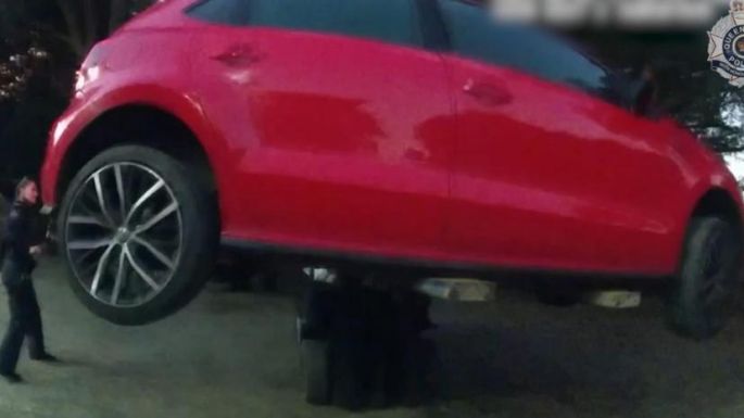 Targoncával akadályozta meg autója ellopását egy ausztrál férfi